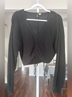 H&M Black Knit V-Neck Sweater